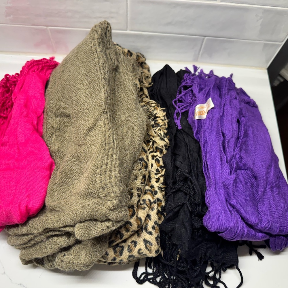 Fashion scarf bundle